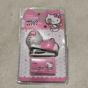 Hello Kitty Pink and White Mini-Stapler Kit